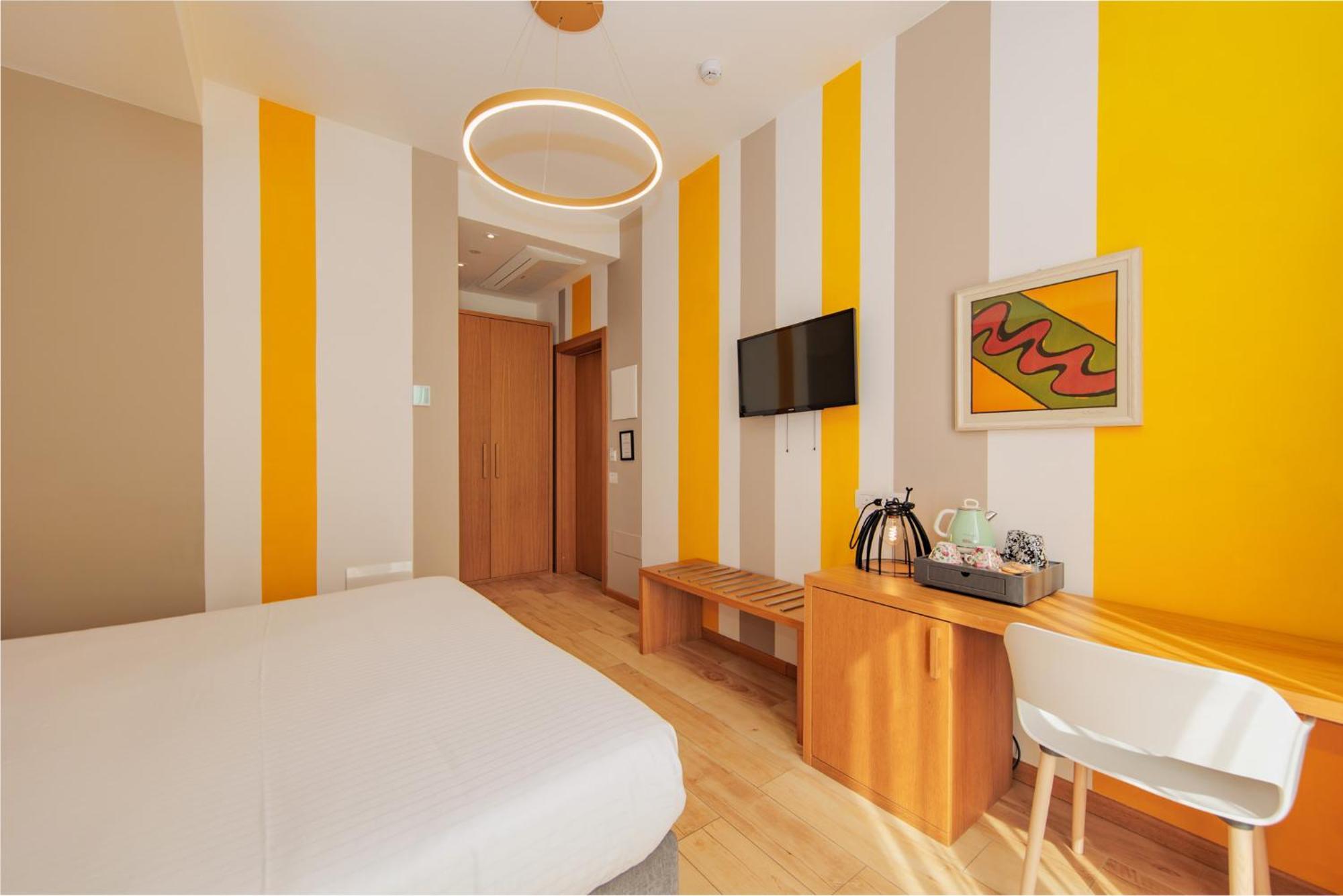 Ophelia Hotel Cazzago San Martino Luaran gambar