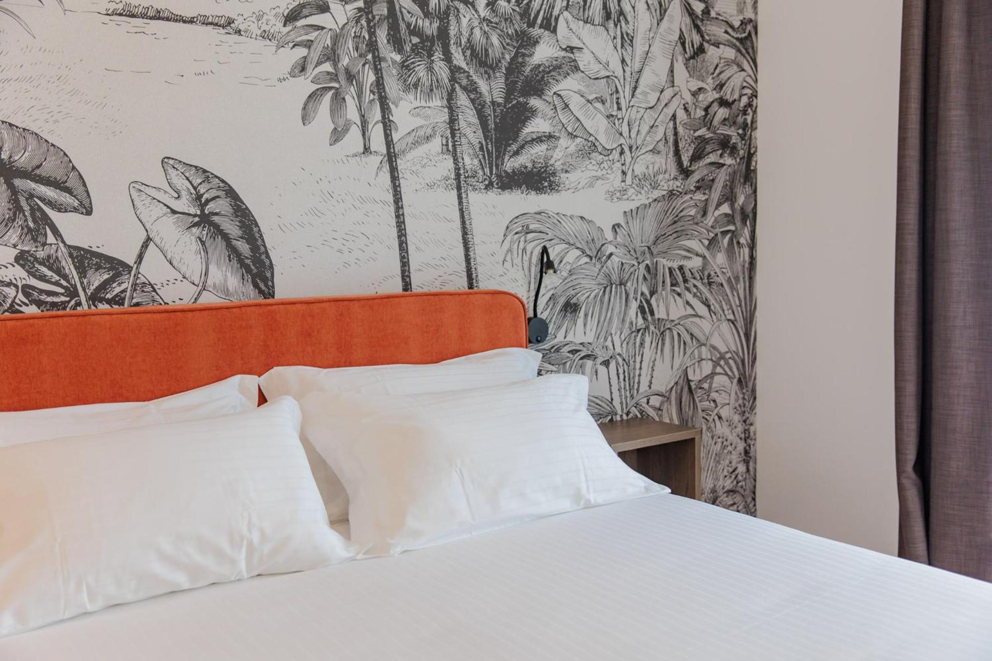 Ophelia Hotel Cazzago San Martino Luaran gambar